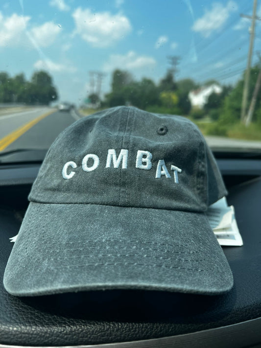 !!!!! COMBAT HAT + ENAMEL PIN !!!!!!!!!